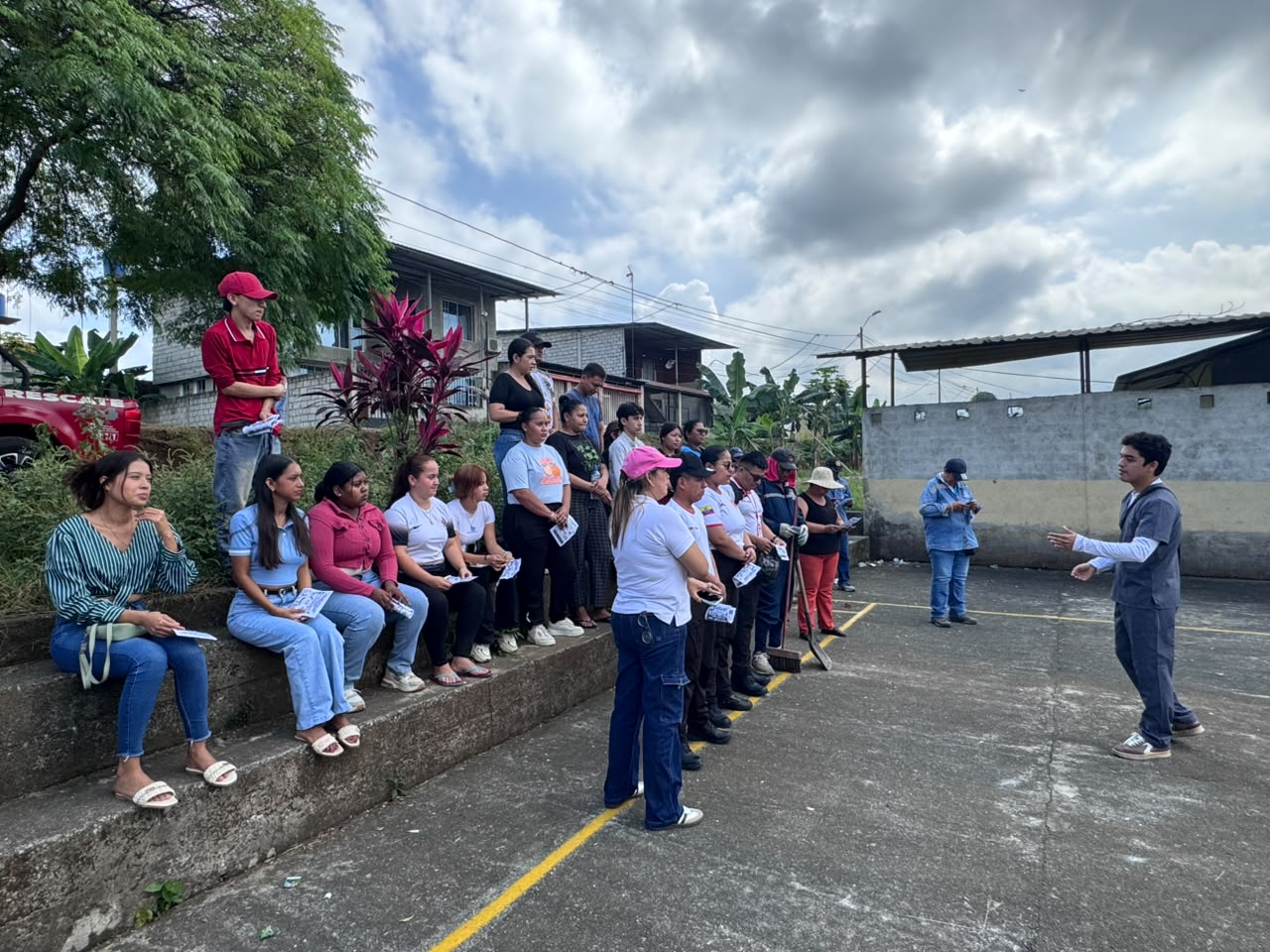 Minga y Control del Dengue en Montalvo